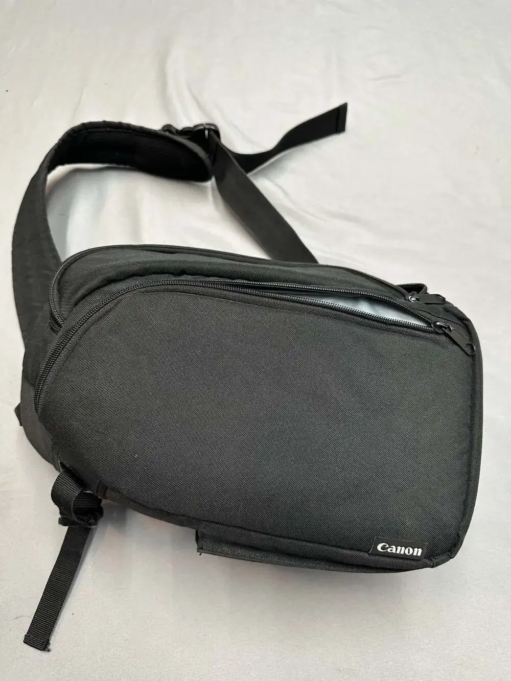 Canon Professional DSLR Camera Sling Bag